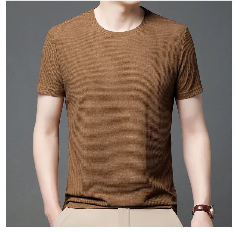 T-shirt à manches courtes et col rond gaufré pour hommes