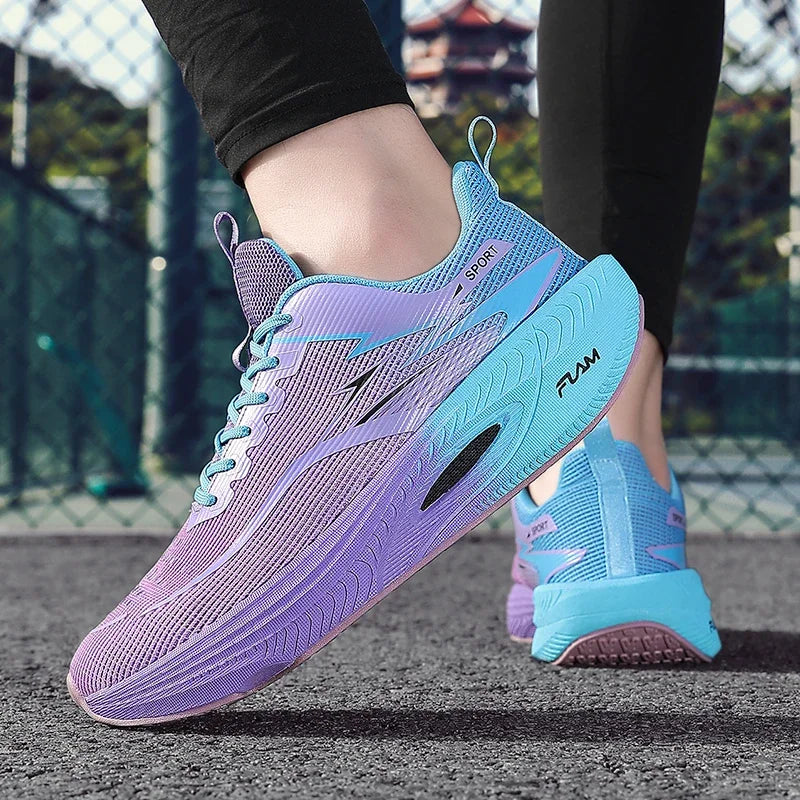 Chaussures de sport décontractées pour hommes et femmes, baskets respirantes légères en maille noire pour l'extérieur, chaussures de course athlétiques, chaussures de marche