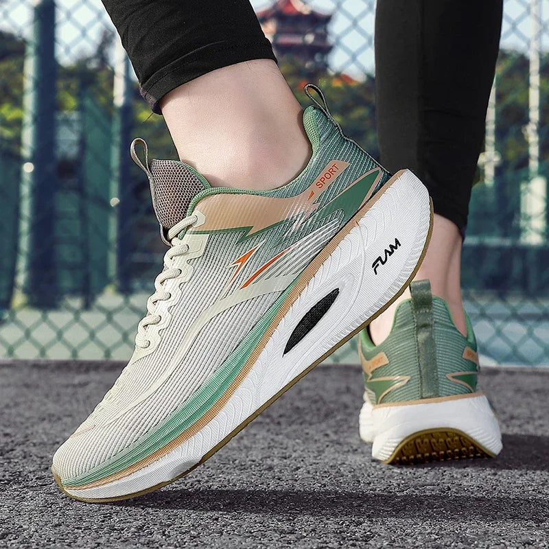 Chaussures de sport décontractées pour hommes et femmes, baskets respirantes légères en maille noire pour l'extérieur, chaussures de course athlétiques, chaussures de marche