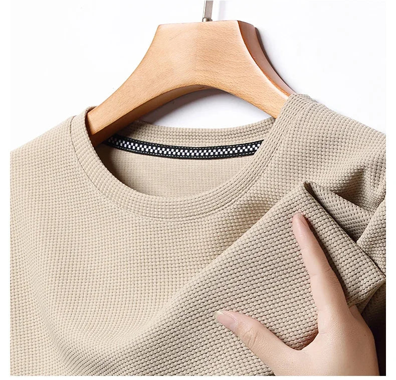 T-shirt à manches courtes et col rond gaufré pour hommes